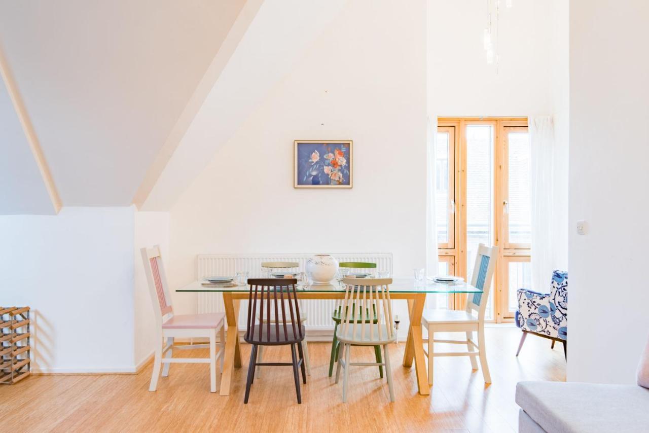 The Loft At Emperor Court By Bloom Stays Canterbury Esterno foto