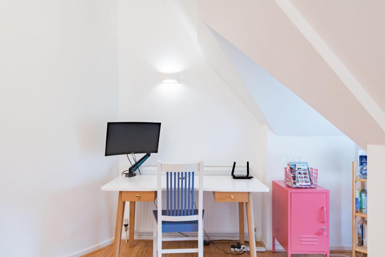The Loft At Emperor Court By Bloom Stays Canterbury Esterno foto