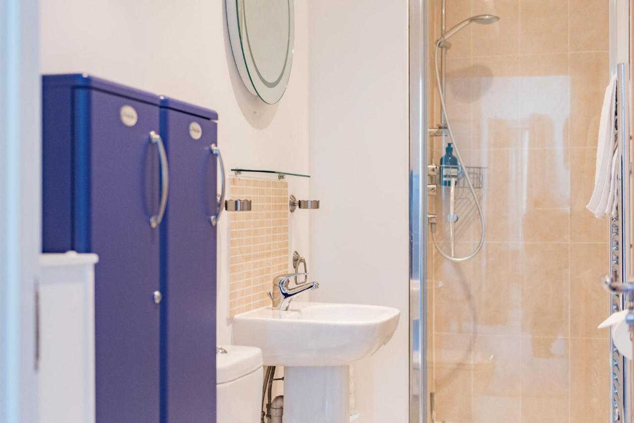 The Loft At Emperor Court By Bloom Stays Canterbury Esterno foto
